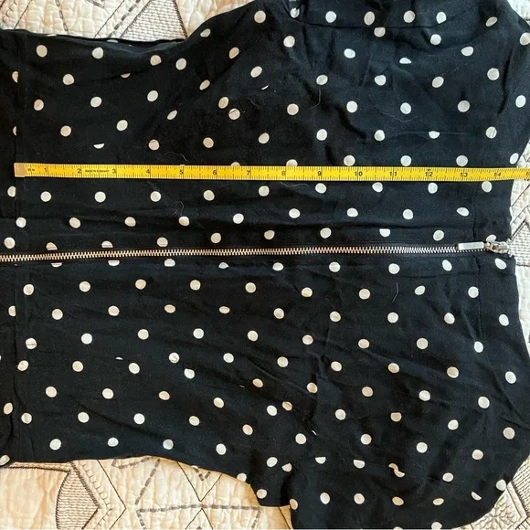 H&M dress, knee-length. Black with white polka dots. Size: US 4. - Picture 5 of 5
